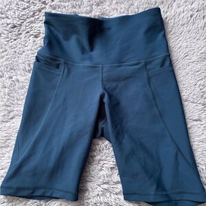 ⭐️⭐️⭐️Old Navy active Bike shorts size XS